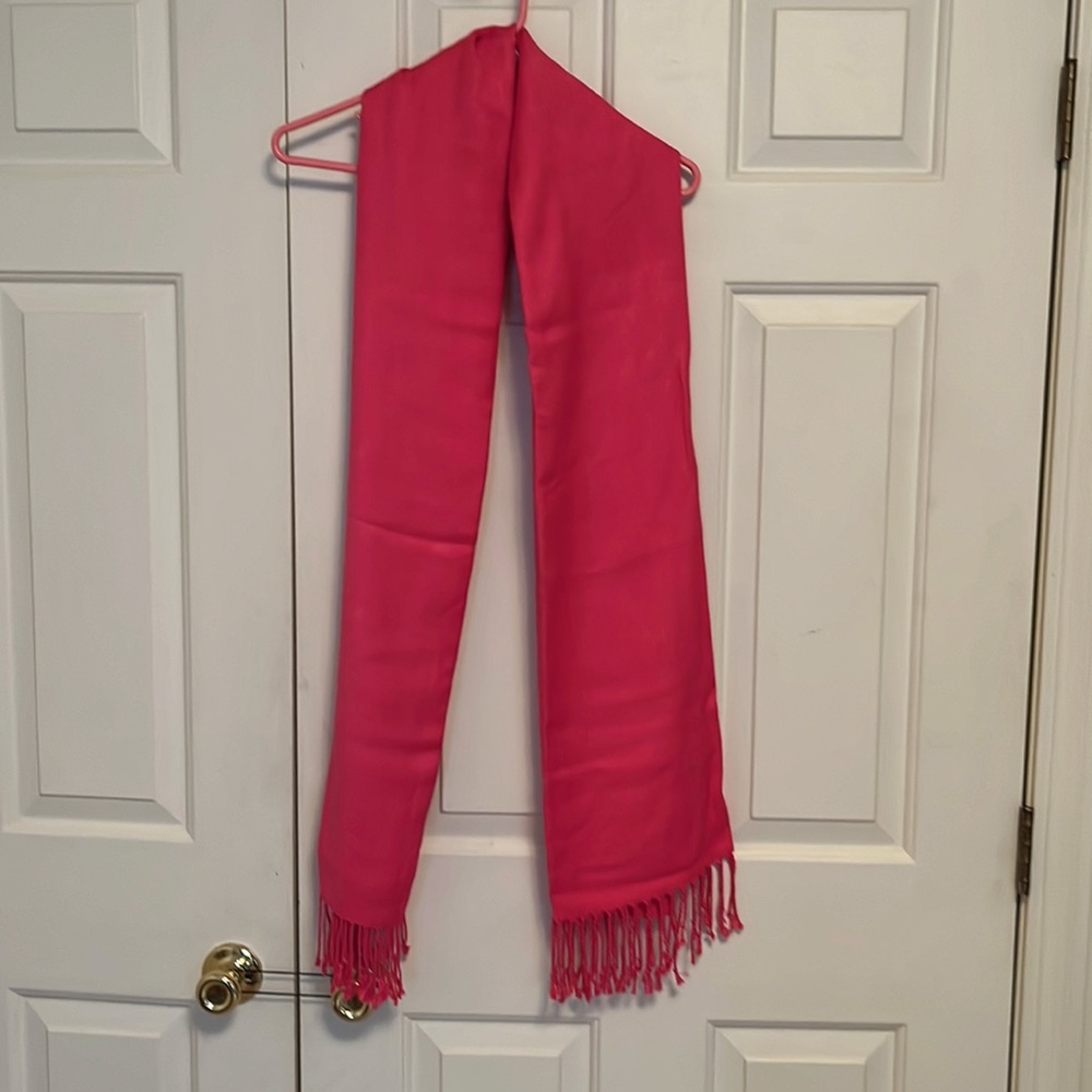 Pink scarf/pashmina